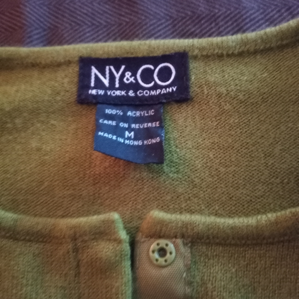🌺 NY&CO Sweater Bundle - Picture 3 of 7